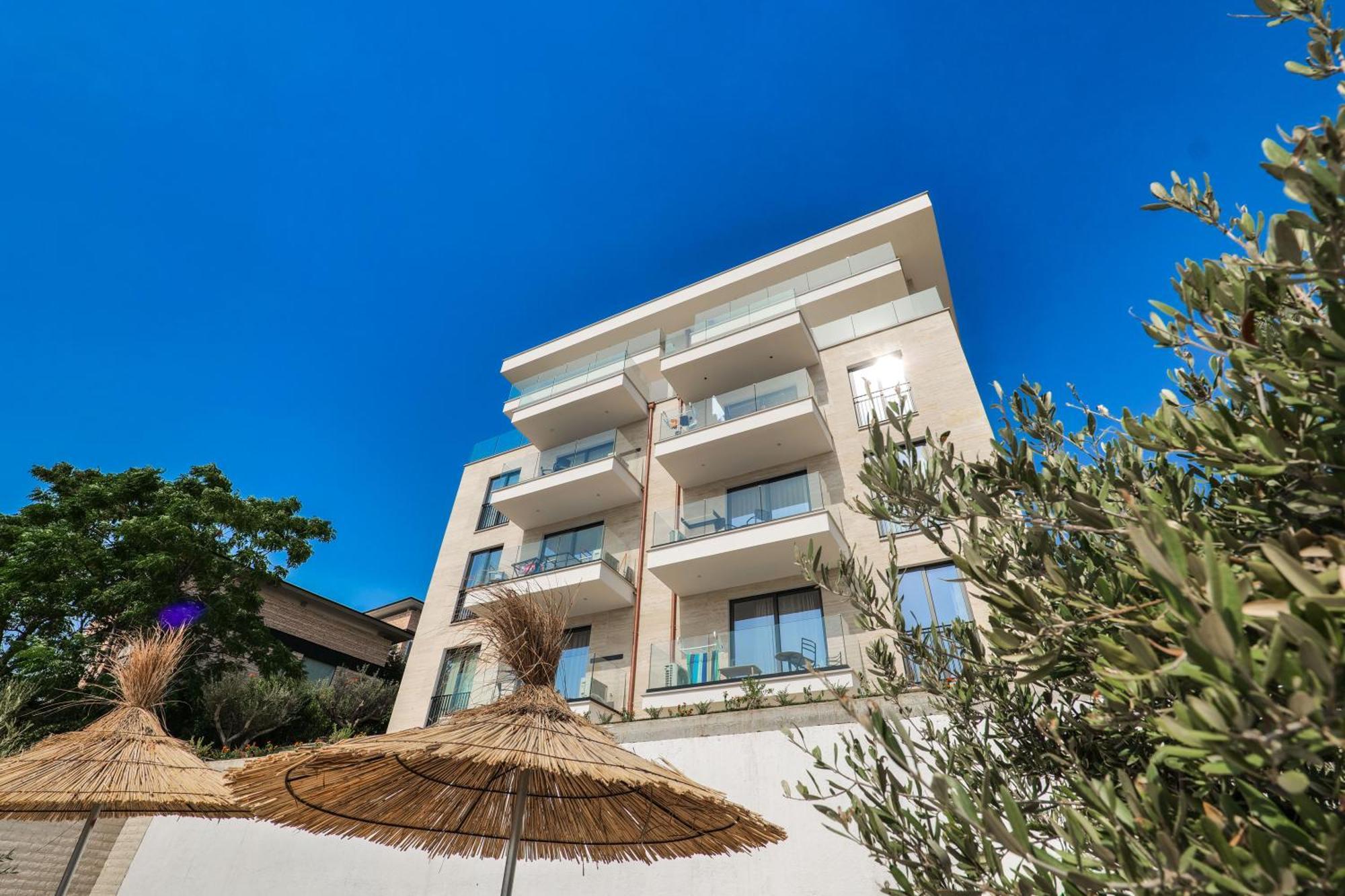 Daed Luxury Residence Sarandë Eksteriør bilde